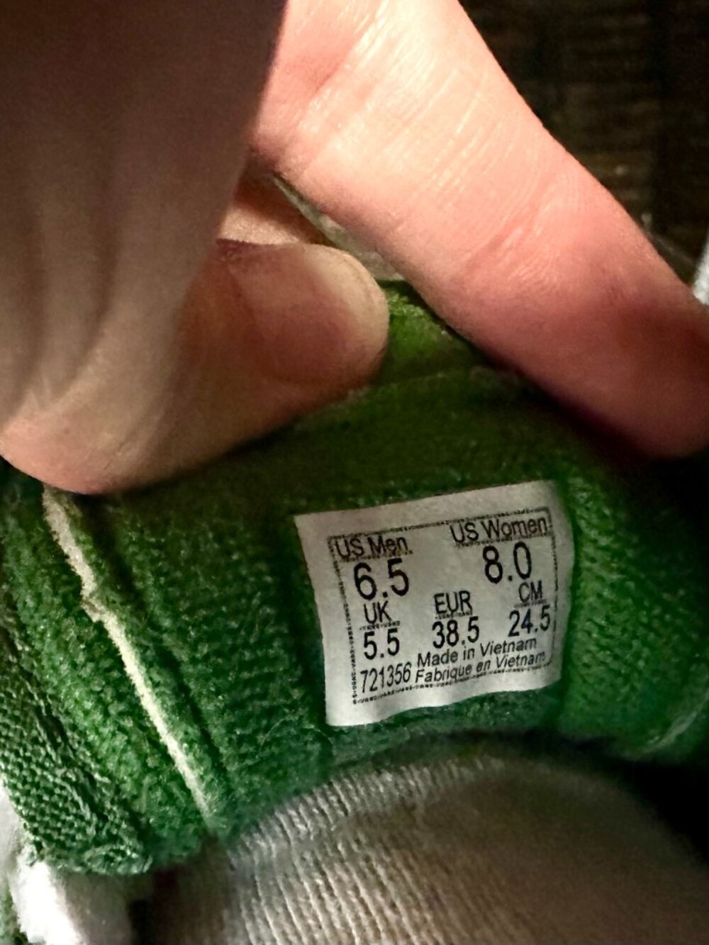 Vans Super Lowpro Fairway Green with Red Sneaker women's 7 and 8 - Picture 8 of 9